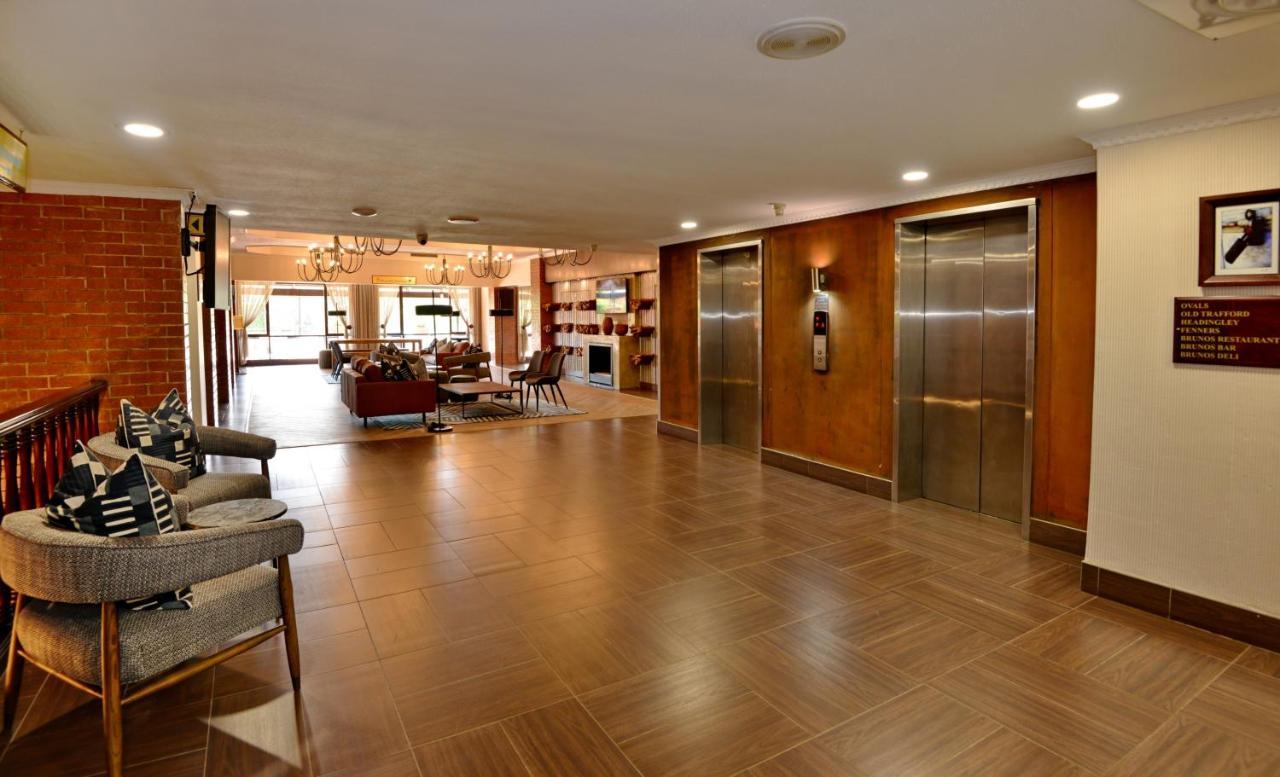 The Centurion Hotel Экстерьер фото